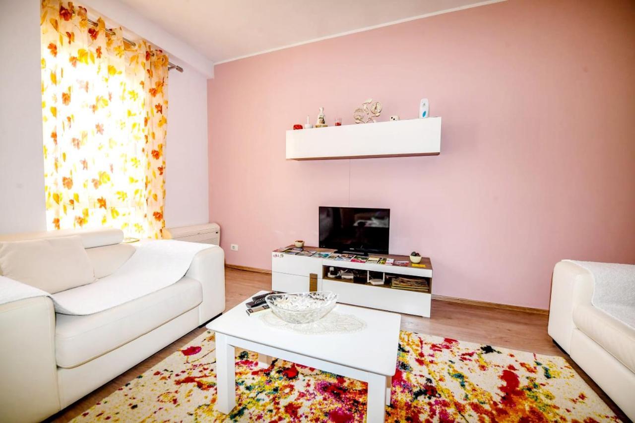 Happy Stories' Apartment In City Centre Шкодер Екстер'єр фото