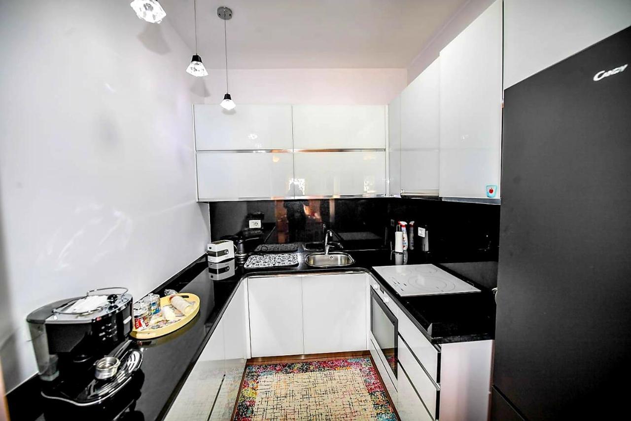 Happy Stories' Apartment In City Centre Шкодер Екстер'єр фото