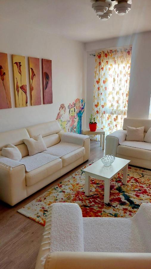 Happy Stories' Apartment In City Centre Шкодер Екстер'єр фото