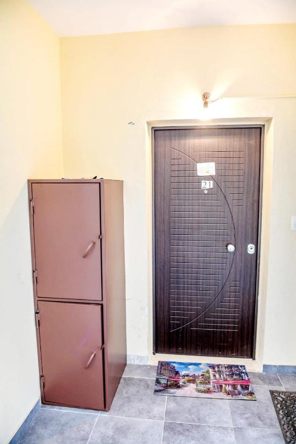 Happy Stories' Apartment In City Centre Шкодер Екстер'єр фото
